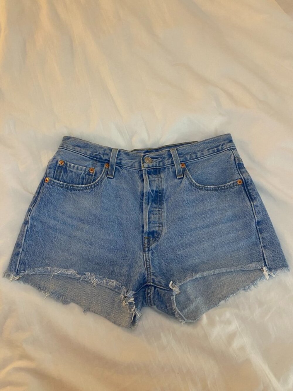 Levi's 501 Light Wash Cutoff Denim Shorts | W28